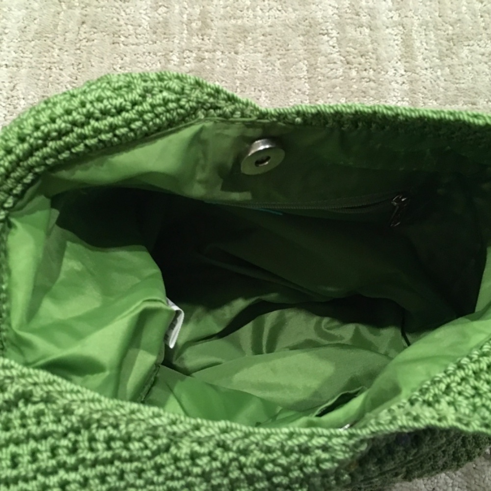 The Sak Vtg Green Sequin Crochet Shoulder Bag with Removeable Bag Fruit Charm - Picture 7 of 11